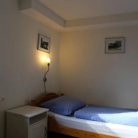 Ottos Ferienhaeuser Lägenhet Rabenkirchen-Faulück