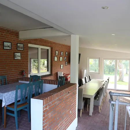 Ottos Ferienhaeuser Appartement Rabenkirchen-Faulück