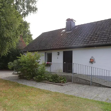 Ottos Ferienhaeuser Appartement Rabenkirchen-Faulück